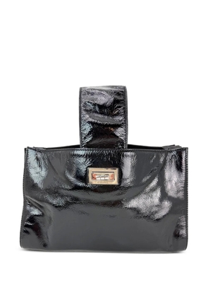 CHANEL Pre-Owned Mademoiselle patent-leather shulder bag - Black