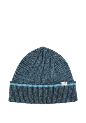 C.P. Company logo-detail beanie - Blue