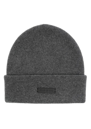 Fear Of God logo-patch beanie - Grey