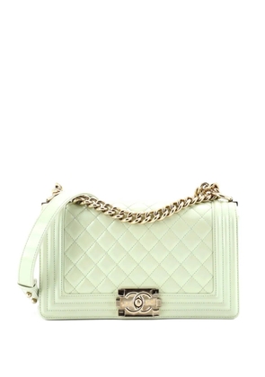 CHANEL Pre-Owned Boy Flap Bag Quilted Iridescent Glazed Calfskin Old Medium shoulder bag - Green