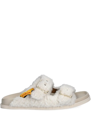 BOSS buckle fur-trimmed sandals - White