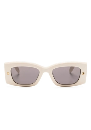 Alexander McQueen Eyewear stud-detailing rectangle-frame sunglasses - Neutrals