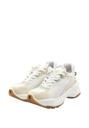 Louis Vuitton Pre-Owned 2022 Run 55 lace-up fastening sneakers - White