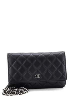 CHANEL Pre-Owned Wallet on Chain Quilted Lambskin crossbody bag - Black