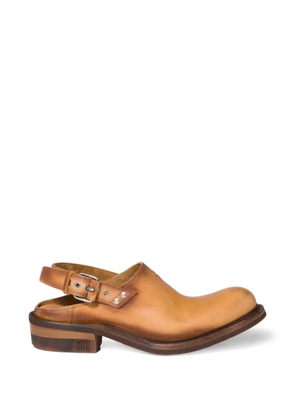 Miu Miu buckle leather mules - Brown