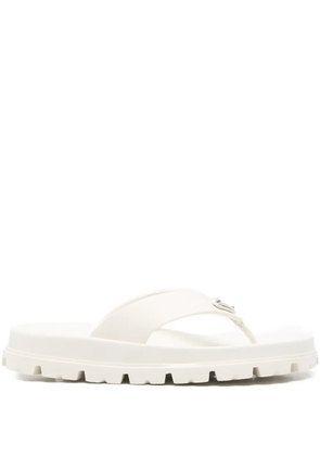 Prada logo-appliqué flip-flops - White