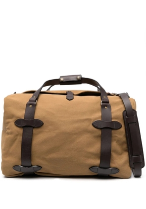 Filson logo-debossed duffle bag - Neutrals