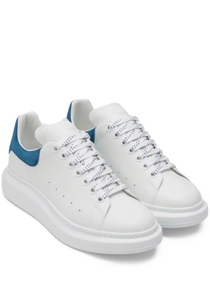 Alexander McQueen Oversized sneakers - White