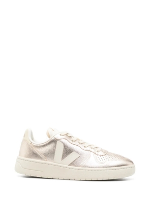 VEJA V-10 perforated-toe sneakers - Gold