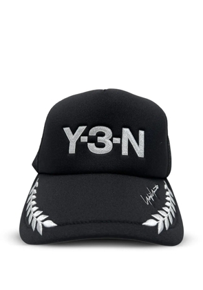 Y-3 x Neighborhood embroidered-logo trucker cat - Black