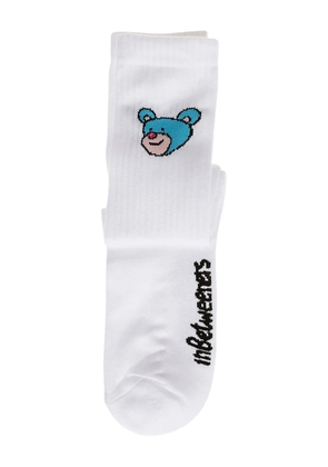 INBETWEENERS bear-embroidered socks - White