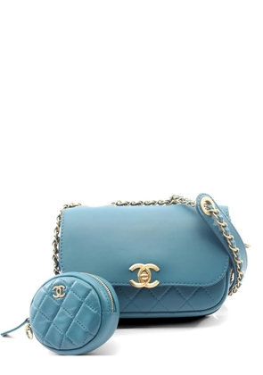 CHANEL Pre-Owned 2019 matelasse chain mini shoulder bag - Blue