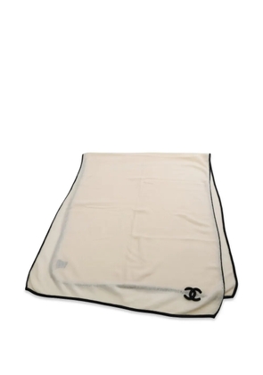 CHANEL Pre-Owned 1986-1988 CC-detail shawl - Neutrals