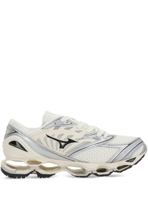 Mizuno Wave Prophecy trainers - White