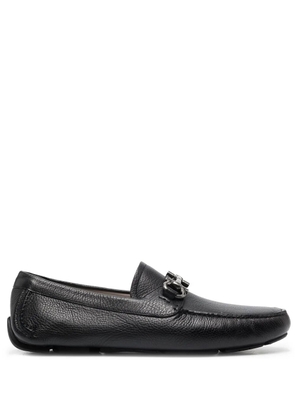 Ferragamo Gancini pebbled-effect loafers - Black