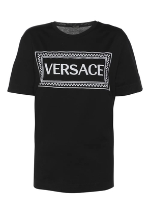 Versace Pre-Owned logo-embroidered T-shirt - Black