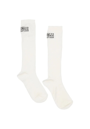 MM6 Maison Margiela ribbed logo socks - White