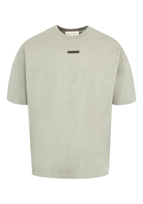 FEAR OF GOD ESSENTIALS logo-patch T-shirt - Grey