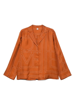 TOTEME monogram-pattern silk shirt - Orange