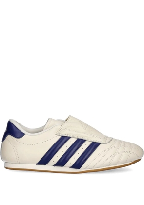 adidas Taekwondo three-stripe sneakers - White