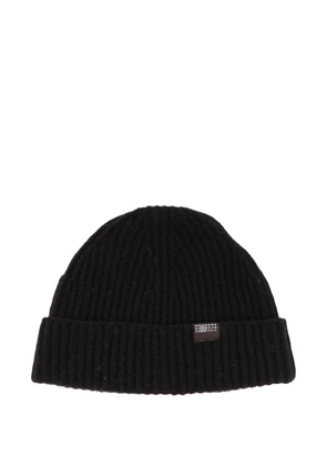 MM6 Maison Margiela ribbed logo-patch beanie - Black