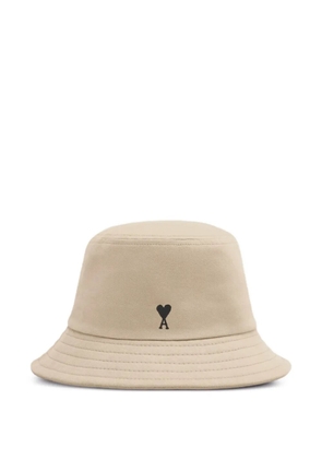 AMI Paris heart-logo bucket hat - Neutrals