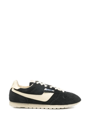 Autry Windsphin low-top panelled sneakers - Black