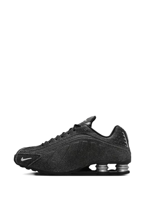 Nike Shox R4 lace-up sneakers - Black