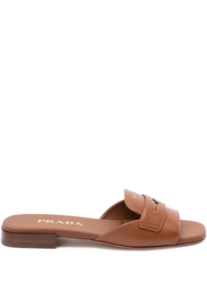 Prada leather logo-detail sandals - Brown