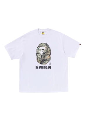 A BATHING APE® camouflage T-shirt - White