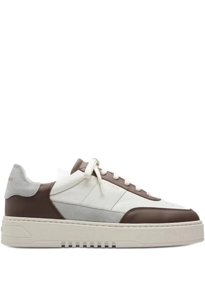 Axel Arigato panelled low-top sneakers - White