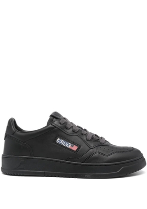 Autry Medalist monochromatic sneakers - Black