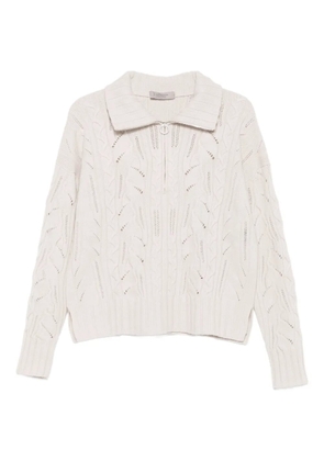 D.Exterior cable-knit half-zip sweater - White