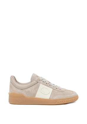 Valentino Garavani Upvillage low top sneakers - Neutrals