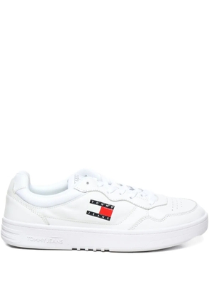 Tommy Hilfiger logo-detail lace-up trainers - White