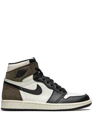 Jordan Air Jordan 1 Retro High OG 'Dark Mocha' sneakers - White