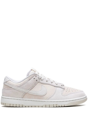 Nike Dunk Low Retro PRM 'Vast Grey' sneakers - White