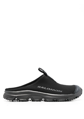 Salomon logo closed-toe sneakers - Black