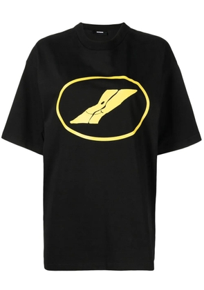 We11done logo-print crew-neck T-shirt - Black
