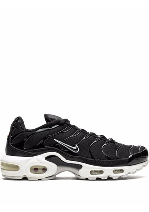 Nike Air Max Plus 'Black/White' sneakers
