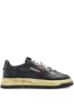 Autry leather distressed-sole sneakers - Black
