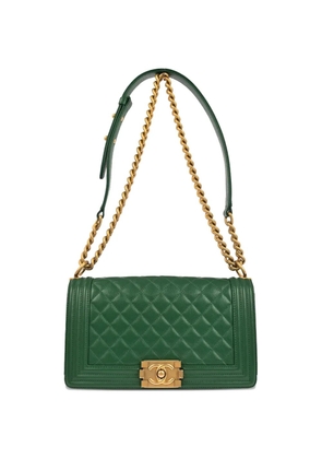CHANEL Pre-Owned 2017 Boy Chanel quilted chain shoulder bag - Green