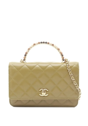 CHANEL Pre-Owned 2021 diamond-quilting shoulder bag - Green
