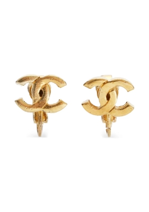 CHANEL Pre-Owned 1970-1980s CC Mark clip-on earrings - Gold