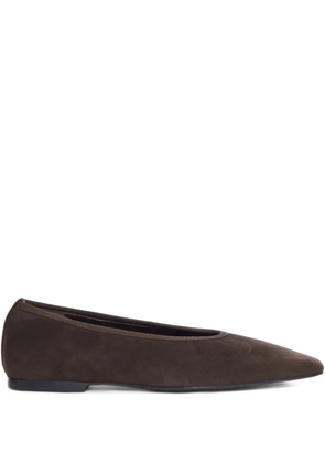 TOTEME Minimalist suede pointed-toe flats - Brown