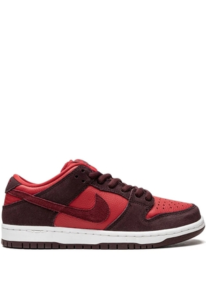 Nike SB Dunk Low 'Cherry' sneakers - Red