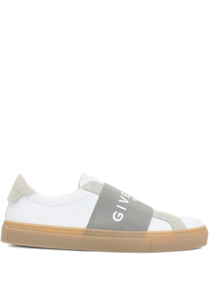 Givenchy Urban Street logo-band sneakers - White