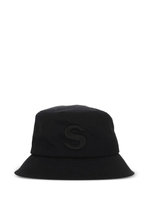 sacai letter bucket hat - Black