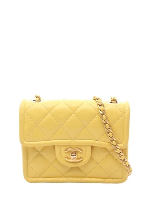 CHANEL Pre-Owned 2021 Mini Quilted Caviar Sweet Classic Flap crossbody bag - Yellow