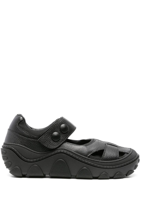 Kiko Kostadinov Tonkin leather sandals - Black